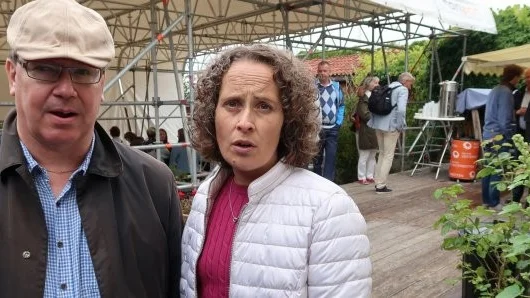 Erik Bergkvist och Anna Pettersson på plats i Visby.
