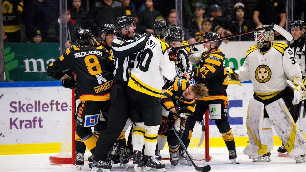 David Rautio tog 44 skott – Brynäs tog tre poäng. AIK fick aldrig hål på bortalagets målvakt. 
