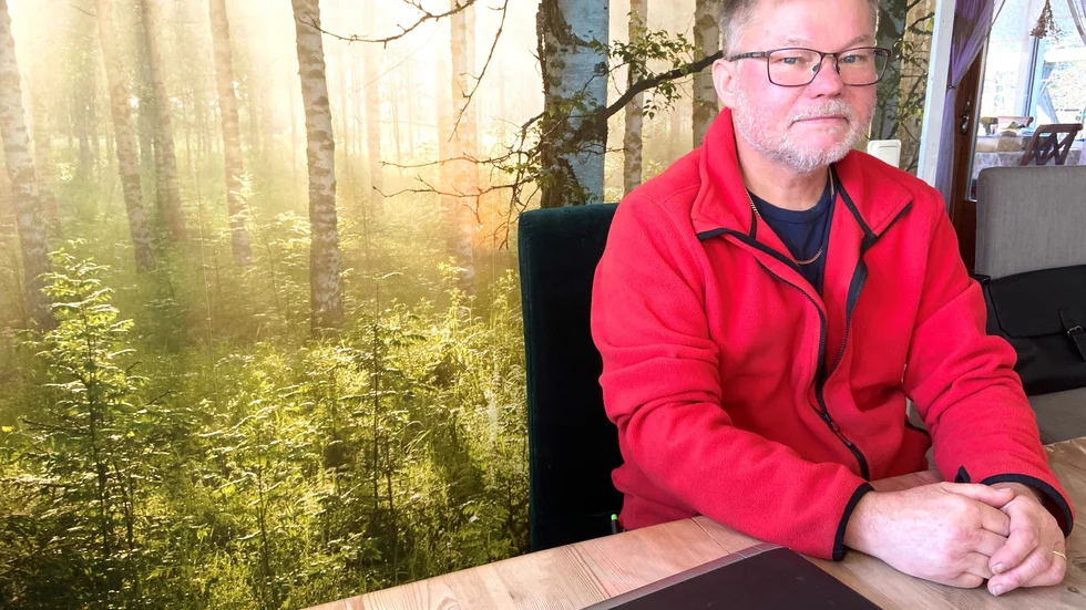 "Det finns så många unga som behöver stöd, men som inte får det. Där det är droger och alkoholmissbruk, psykiska problem och diagnoser, hemma. Tack vare att Eskilstuna jobbar med förstärkt familjehemsverksamhet för unga med extra stort behov av stöd 24/7, har jag valt att samarbeta mer med dem", säger Gunnar Bjälkebring i Mariefred.