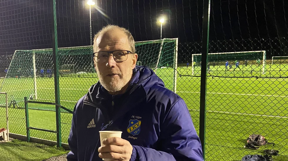 Kjell Pettersson avgår som tränare för "Stallis".
