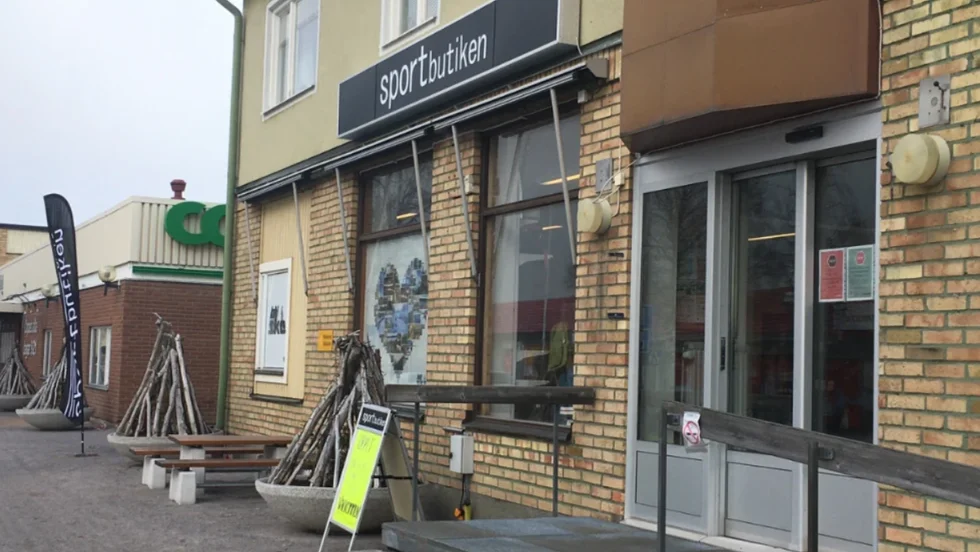 Inbrottet inträffade en kväll i början av maj förra året.