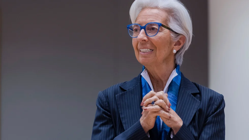 Europeiska centralbankschefen Christine Lagarde meddelade en oförändrad ränta och minskade stödköp framöver. Arkivbild från 6 december 2021.