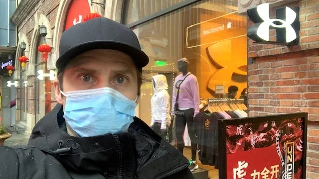 Svenske Johan Björnfot bor i Wuhan.