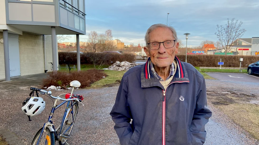 Nyköpingsbon Uno Estborg är född 1922, samma år som det första Vasaloppet kördes. Ett lopp som han själv skidat en gång, som 65-åring.