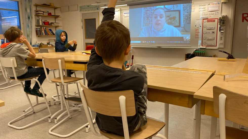 Skolan och barnen blir vinnarna i hösten val i Enköping, oavsett valutgången. Bilden är från Örsundsbroskolan i höstas då en klass fick digital undervisning.