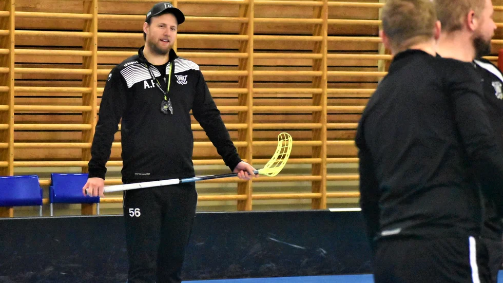 Från och med nästa säsong är det Alexander Pettersson som leder Vimmerby IBK:s herrlag.