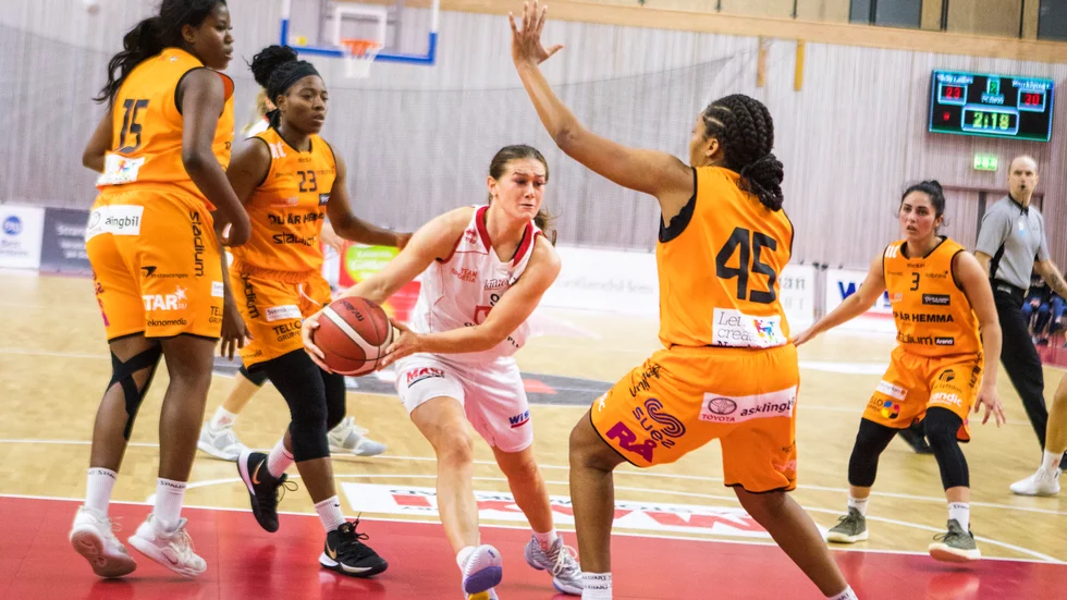 Alexa Middleton är poängbäst i Visby Ladies så här långt.