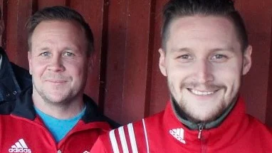 Tränare. Mika Niemi, till vänster, och Dennis Karlsson kommer att vara BK Zeros tränarduo kommande säsong i herrfyran.