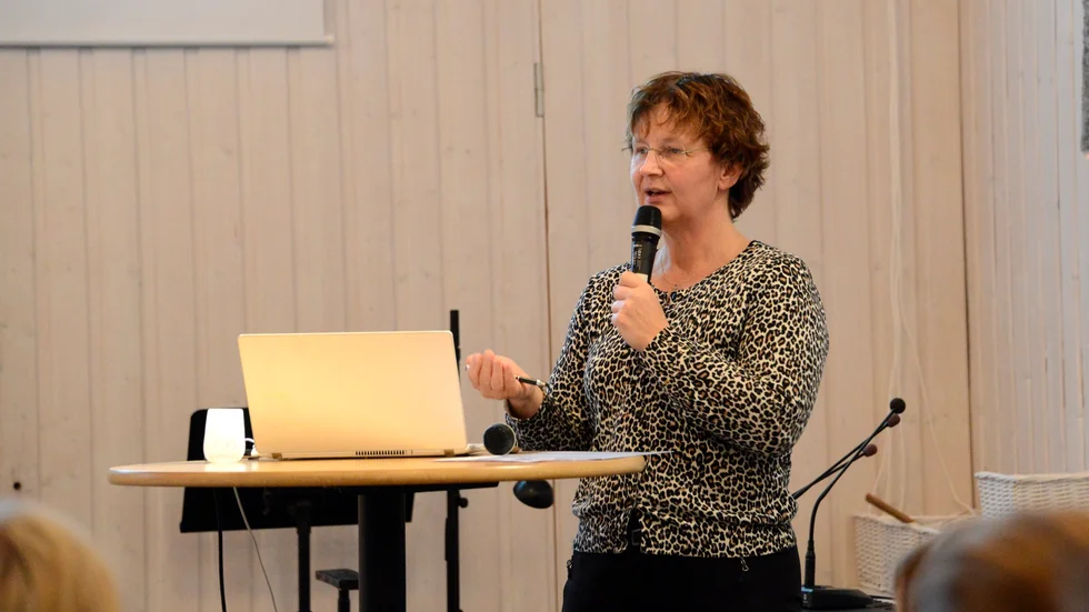 Britta Flinkfeldt (S) efterlyste mer självskryt och mindre negativt prat om Arjeplog på sociala medier. "Hur vi pratar om oss själva är otroligt viktigt."