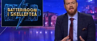 Humorprogrammet Svenska nyheter tog sig an Northvolt och batteriboomen: ”Skellefteå har blivit rena vilda västern”