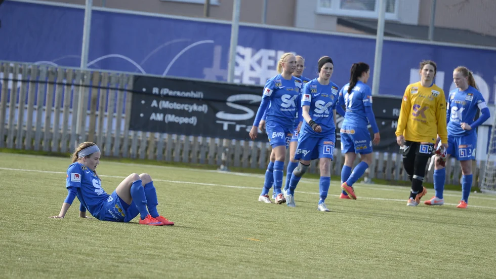 Tung förlust. Sunnanå tappade poäng mot Limhamn Bunkeflo. Foto: Leif Andersson.