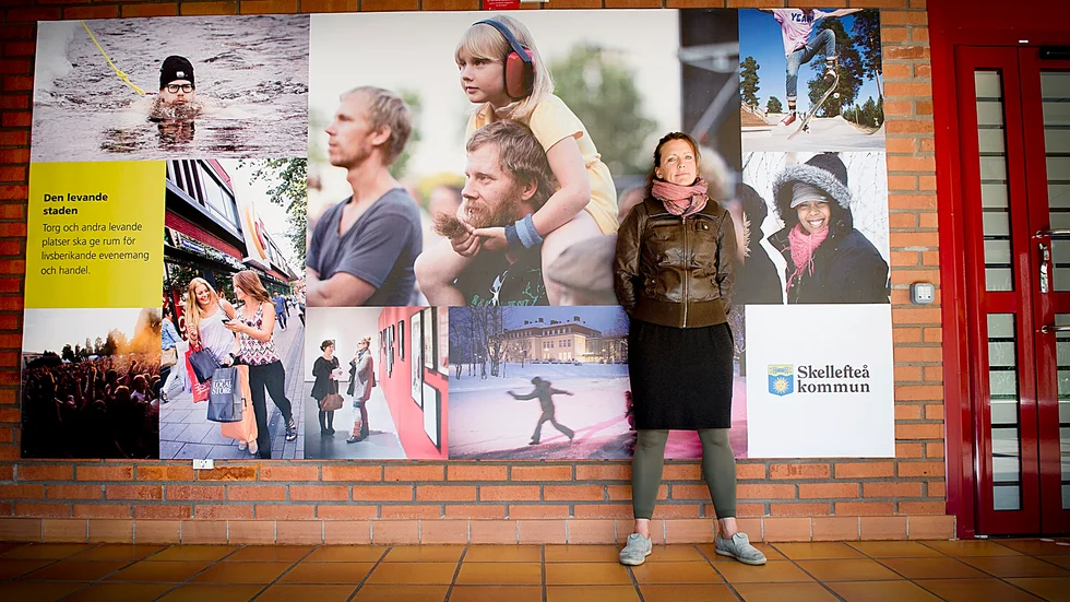 Välkommen. Anna-Klara Granstrand vill att vi tillsammans hjälps åt att ta emot människorna som flyr för sina liv. Foto: Lars Eriksson.