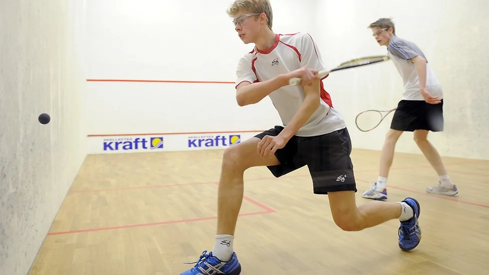 Filip Hultman, närmast kameran, besegrade Nick Göth Errington med 3–0 i en spännande och känsloladdad JSM-final, PU17. Foto: Ulf Johansson