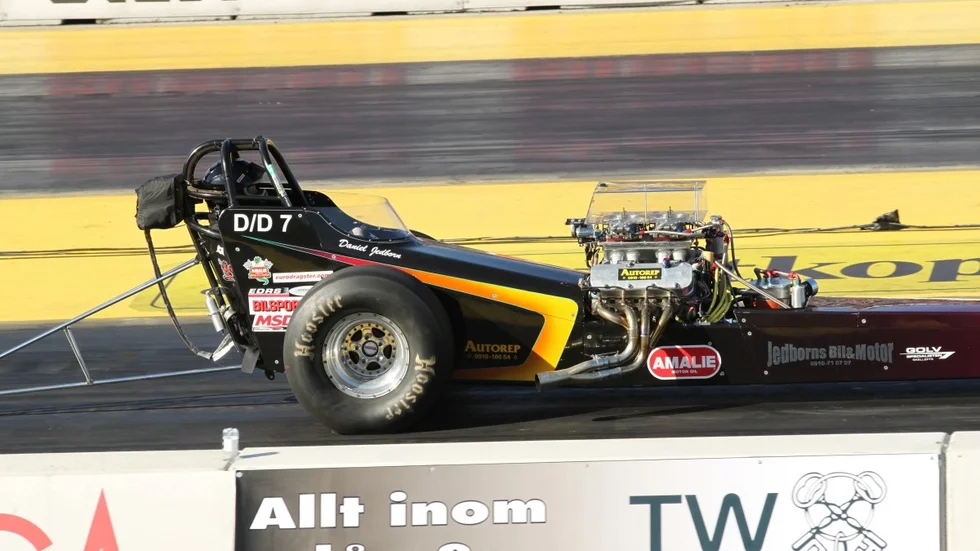 Daniel Jedborn i sin dragster. Foto: Jörgen Bergqvist