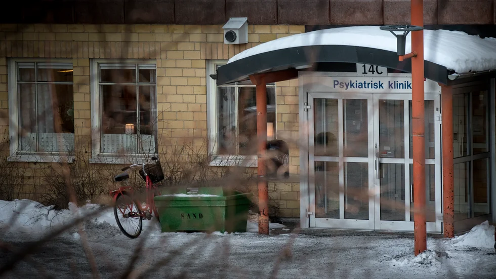 Efter långvariga arbetsmiljöproblem på vuxenpsykiatrin i Piteå konstaterar en ny utredning att öppenvårdsavdelningen dras med flertalet problem som medför både kvalitetssänkningar och konflikter.
