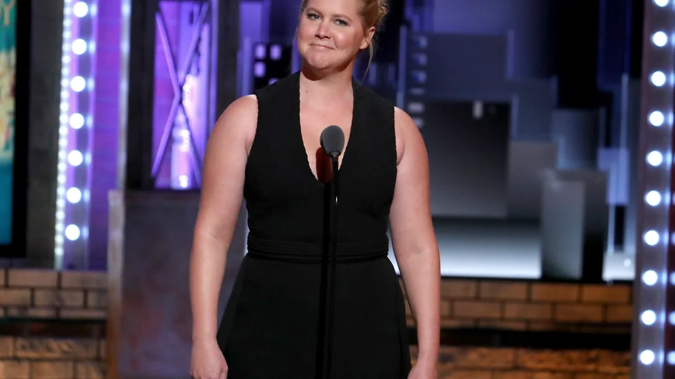 Amy Schumer köpte mat för hundratusentals kronor – till andra. Arkivbild.