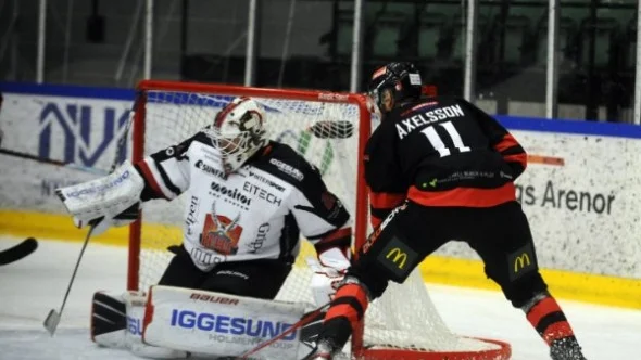Christian Axelsson gjorde både här 1–1 och den avgörande straffen samt var en härförare ute på isen.