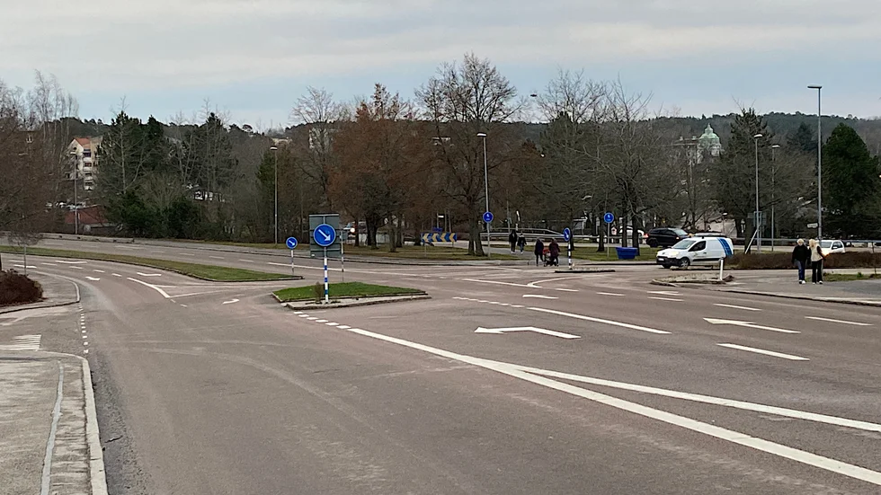 Fannakorset kommer att byggas om till en rondell, skriver Oscar Forss.