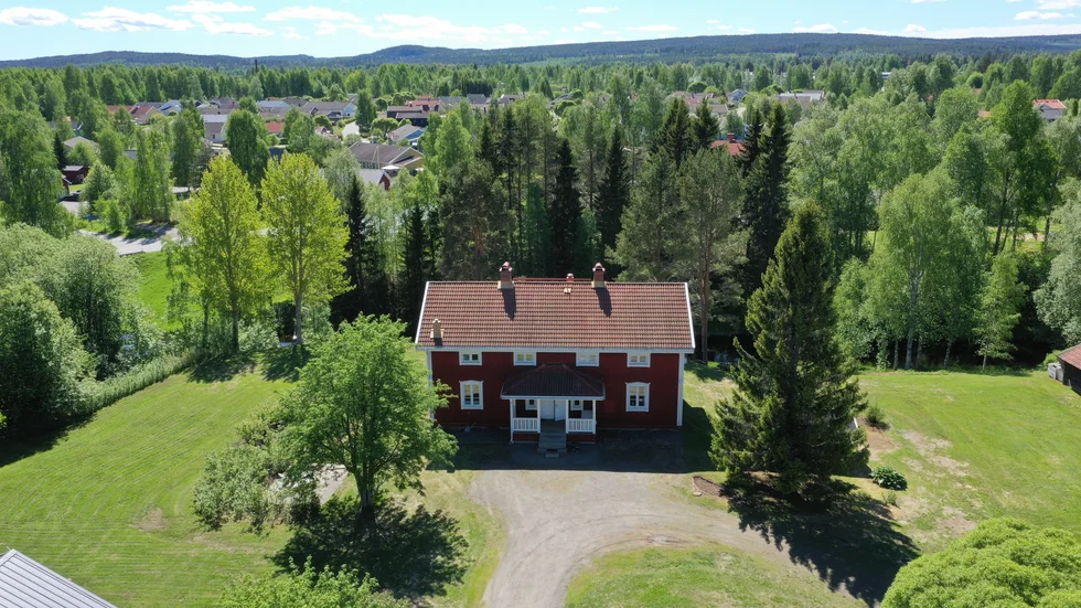 Villan på Stenbackavägen 17, i Stämningsgården, var det dyraste huset som såldes i Skellefteå kommun under förra året, enligt statistik från Hemnet.