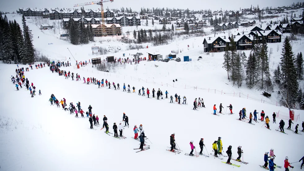 Långa liftköer med viss separation i Åre i mellandagarna.