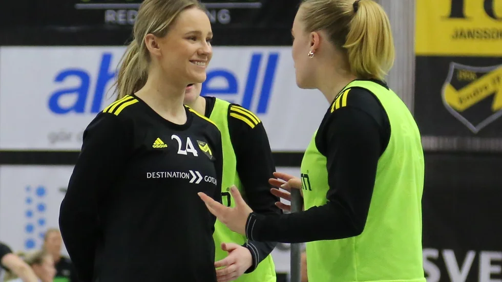 Ebba Bognesand missade hela förra säsongen och även den här hösten, men snart kan hon vara tillbaka. 
