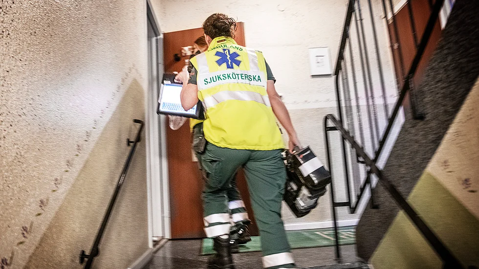 Alla, politiker som medborgare, måste fråga sig vilken sjukvård vi vill ha, menar skribenten. 
