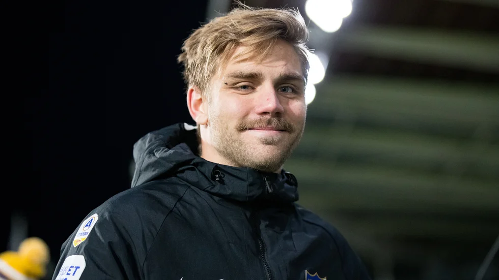 Hattrick-leendet. Christoffer Nyman skickade in mål nummer 14, 15 och 16 från straffpunkten. 