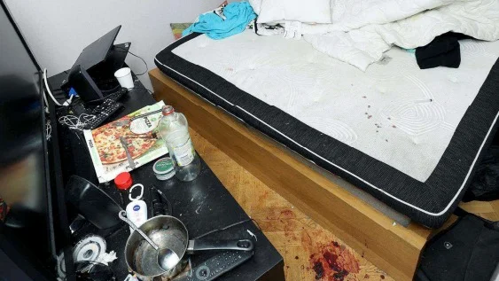 Åklagare Oskar Lundberg påpekar att gärningsmännen visat ”synnerligen råhet och hänsynslöshet” när brottsoffret genom tortyrliknande inslag misshandlades under drygt en timme i två bostäder i Boliden natten mot den 12 oktober i fjol.