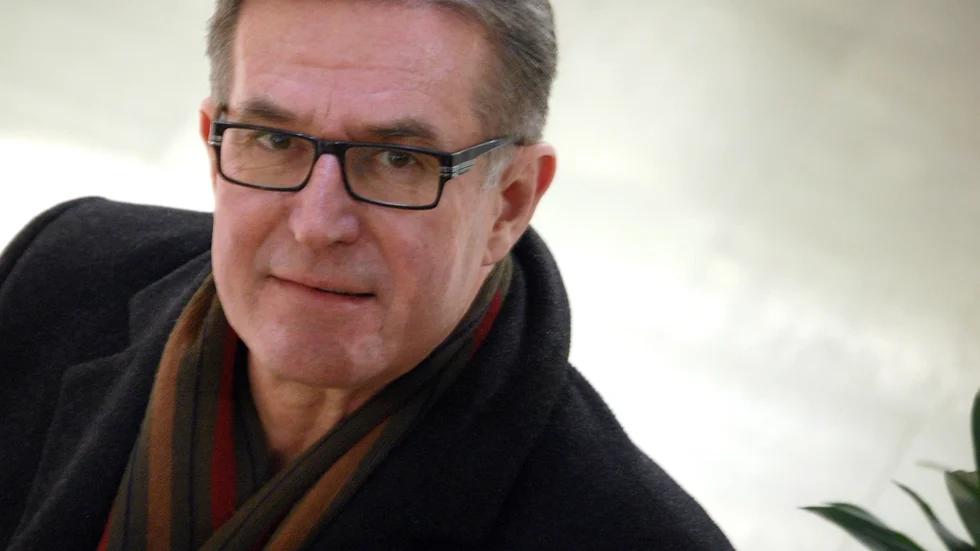 "Jag har läst vad som står i tidningen men i en förhandlingsprocess går jag inte in och kommenterar något", säger ABF:s nyligen omvalde styrelseordförande Christian Lindgren. 