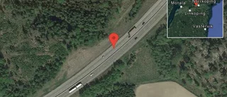 Trafikanter varnas för bil på fel sida