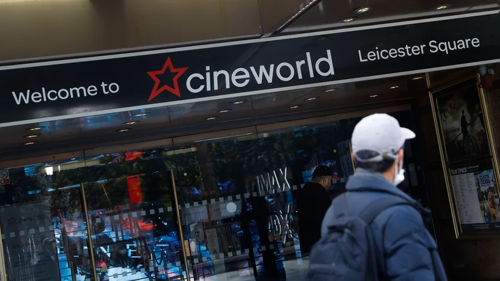 Biografkedjan Cineworld stänger tillfälligt sina biografer.