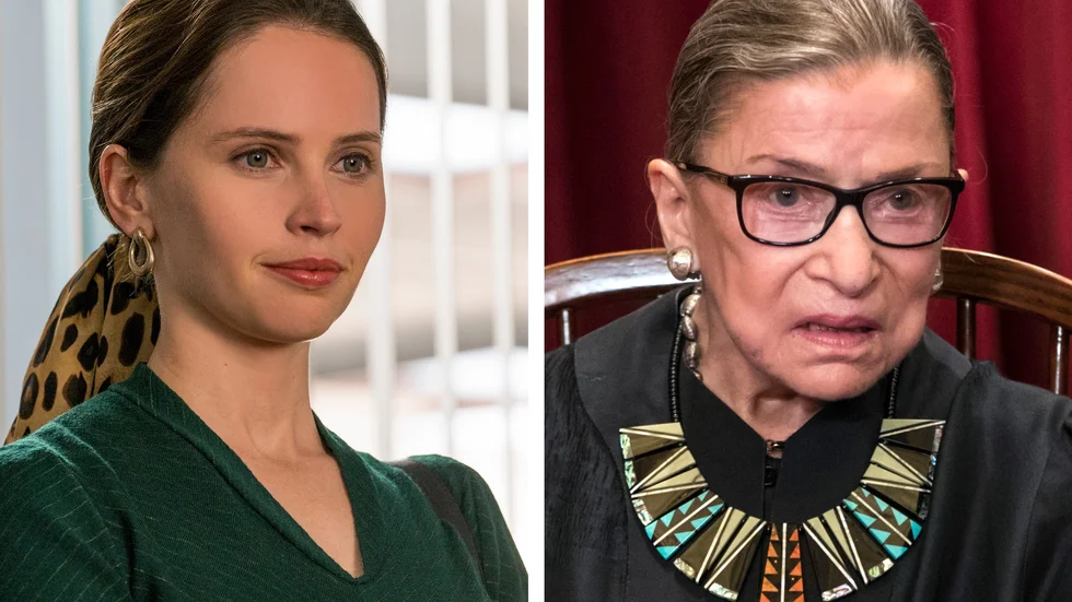 Till vänster: Felicity Jones som en ung Ruth Bader Ginsburg i filmen "En kvinna bland män". Till höger: Ruth Bader Ginsburg själv i sin domardräkt.  