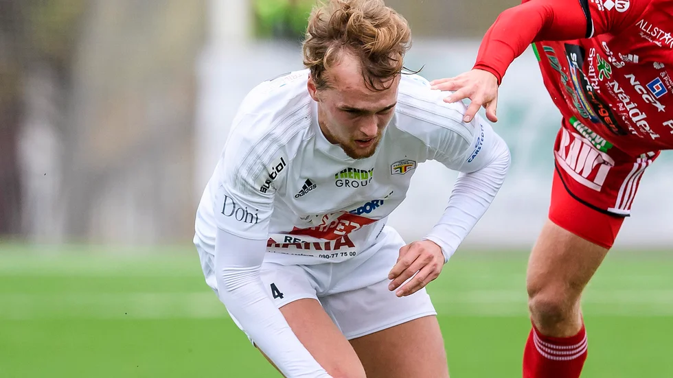 Linus Marklund har inte testats positivt – men har varit sjuk.