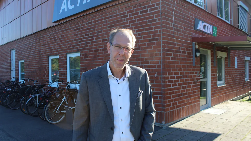 "Vår strategi är att växa ytterligare", säger Actia Nordics vd Christian Sahlén angående att Actia tar över tillverkningsenheten från Flex i Mjärdevi.