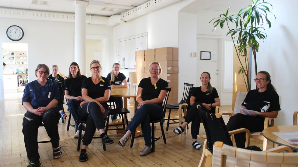 Inom hemsjukvården i Västervik har de annorlunda omständigheterna blivit till vardag.