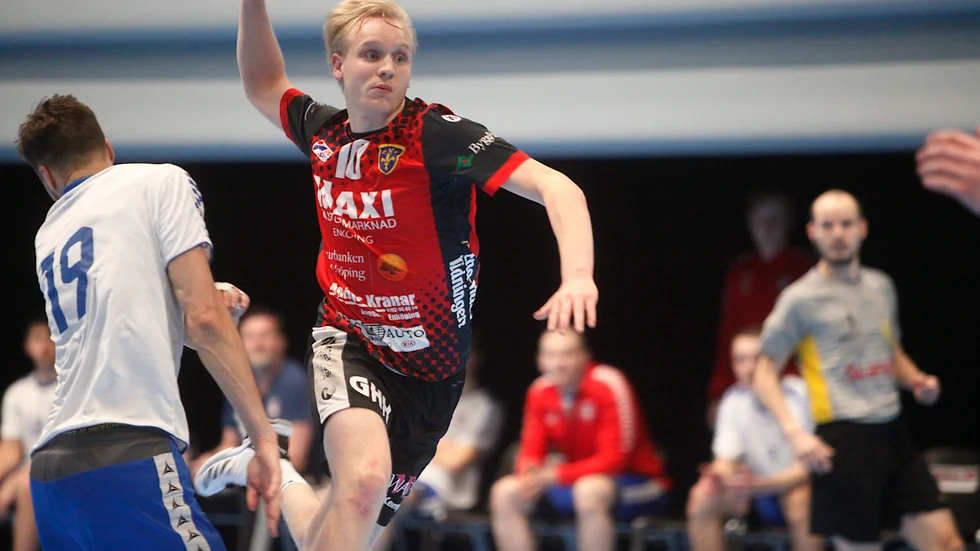 Filip Eriksson, och Filip Tapper, kommer enligt EHF att lämna för allsvenskt spel till nästa säsong.