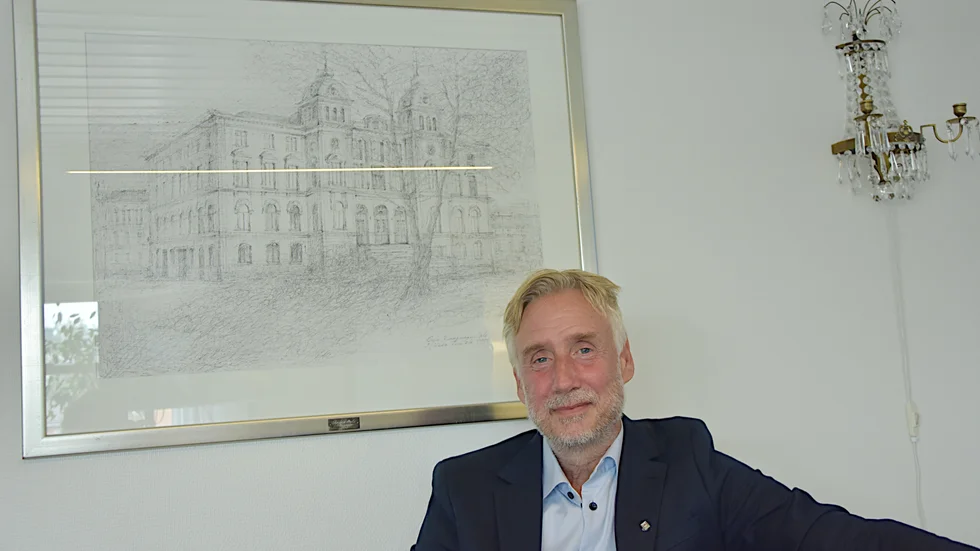 Kommunchefen Mats Berg uppger att den nya organisationen utgör basen i en struktur som det går att bygga vidare på, men det får i så fall ske i arbetet med nästa strategiska plan. ”Min grundinställning har varit att inte kliva in och fatta beslut, som är nämndernas ansvar.”