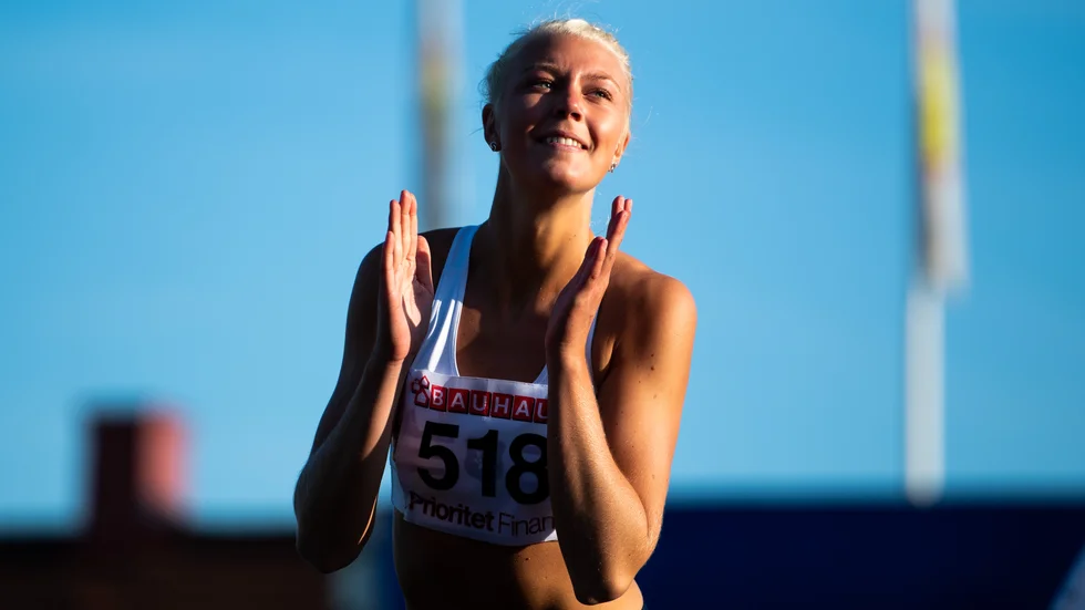 Maja Nilsson gav ett härligt formbesked när hon hoppade 1.88 i säsongpremiären i Göteborg. Det är hennes bästa resultat sedan januari 2019.