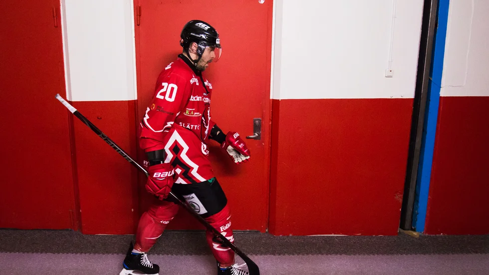 Marcus Eriksson går från Vita Hästen till IK Guts. En sensationell övergång.