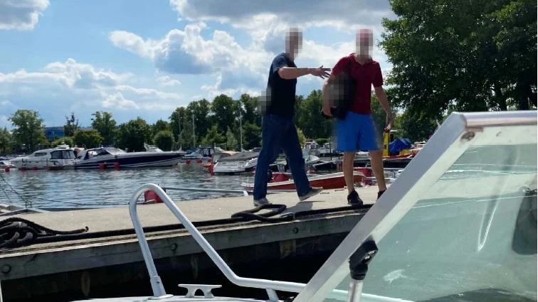 Bland kammaråklagare Frida Hambergs bevisning finns gott om vittnen samt bilder och filmer från flera som sett de åtalade männens framfart vid Ulvhäll, Nabbviken, Eldsundsviken och Västerviken.