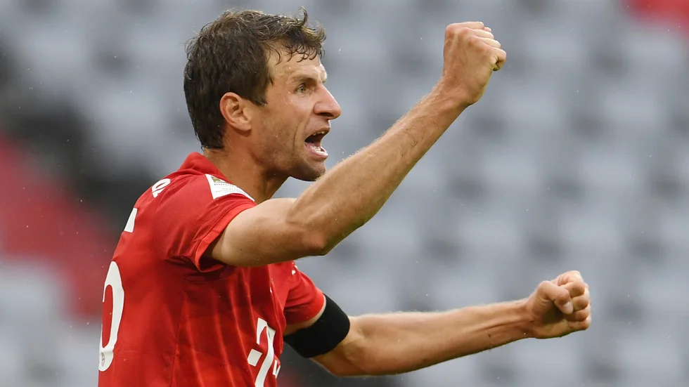 Thomas Müllers Bayern München kommer att få spela inför publik.