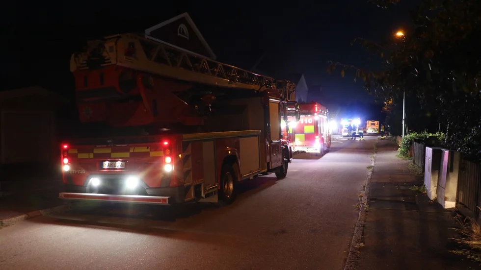 Tidigt på fredagsmorgonen kallades räddningstjänsten till Svartbäcken i Uppsala.