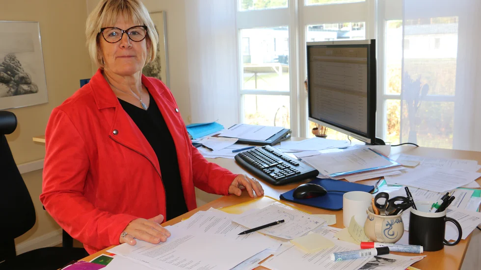 Marie Pihl, verksamhetschef i äldreomsorgen berättar att man haft en del incidenter på grund av fördröjda larm. "Men ingenting allvarligt" säger hon.