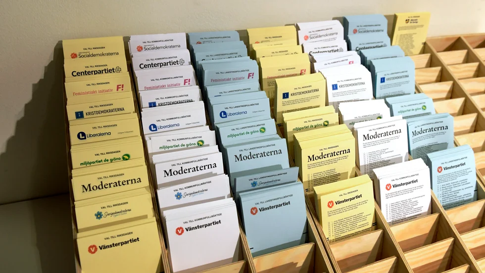 Den svenska rösträtten, den yttersta rättigheten man har som medborgare, ska vara någonting du förtjänar och ingenting du får i ett gratispaket, skriver artikelförfattaren.