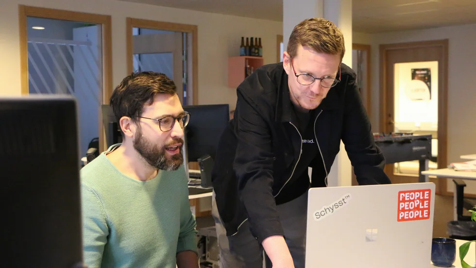 Markus Tiburzi och Niclas Wikström har arbetat tillsammans på Oh My sedan starten januari 2011. Sedan Piteåkontoret öppnade finns båda hemma i Piteå igen. (Arkivbild)