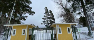 Skridskoåkning och sporthallar öppnar: "Byt om hemma"
