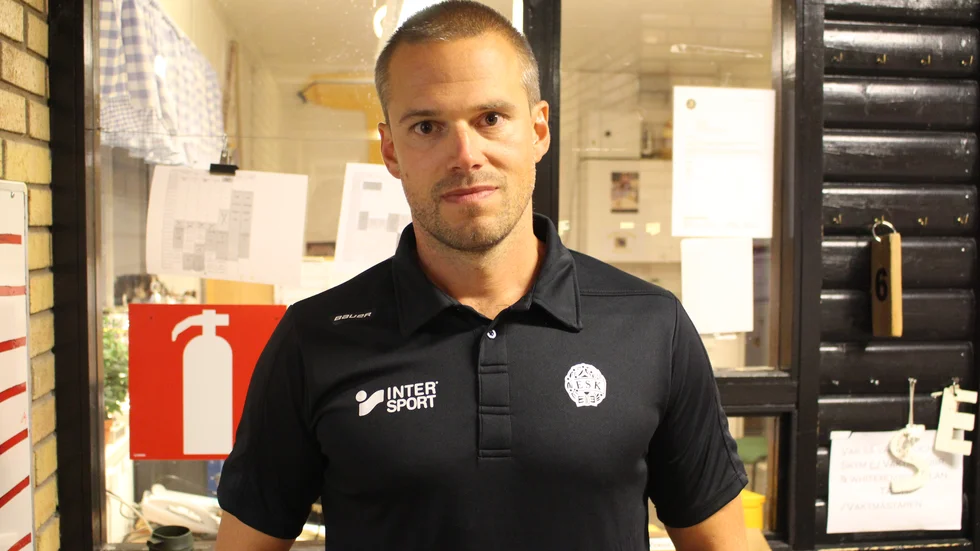 Patrik Fagerlund, ESK-tränare, tror på kollektivet och en allettanplats.