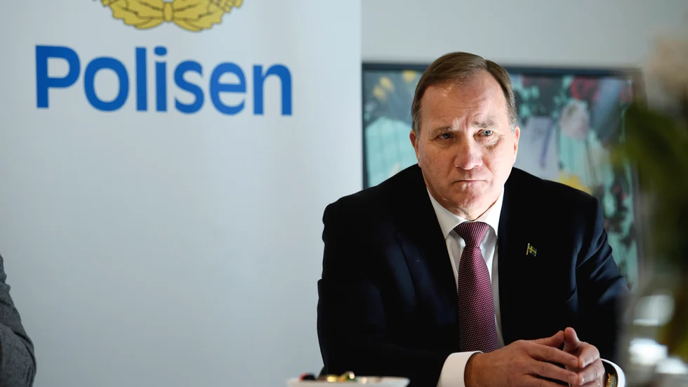 Statsminister Stefan Löfven besökte det nya polishuset i Rinkeby under tisdagen.