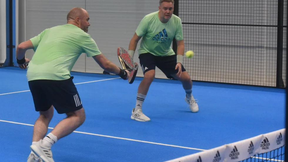 Niclas Samuelsson och Mathias Westerling har bestämt sig för att inte driva padelhall i Vimmerby längre. 