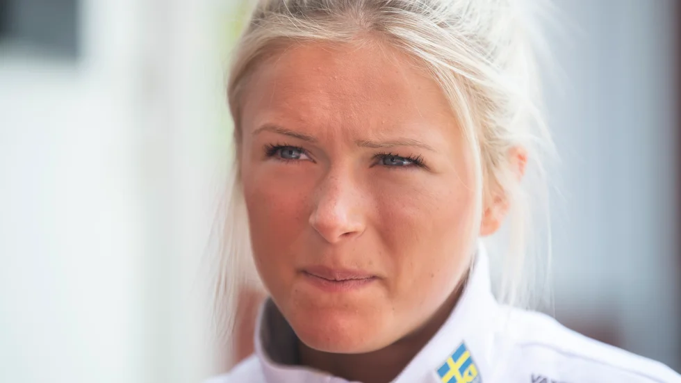Frida Karlsson väljer att fortsätta samarbetet med Petter Northugs glasögonmärke. Arkivbild.